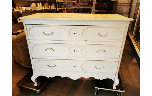 COMMODE patinée 3 tiroirs à restaurer