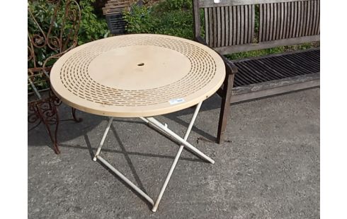 TABLE DE JARDIN RONDE