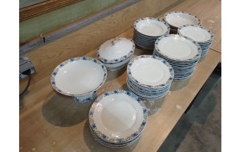 SERVICE DE TABLE LIMOGES