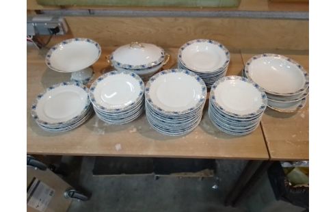 SERVICE DE TABLE LIMOGES