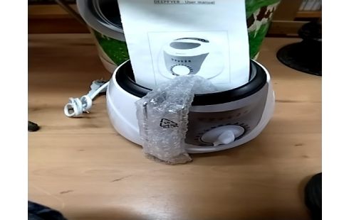 FRITEUSE Électrique keenox avec acc.