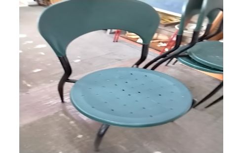 CHAISE DE JARDIN Verte piece