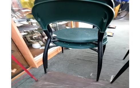 CHAISE DE JARDIN Verte piece