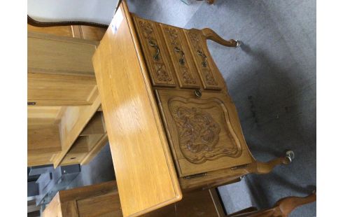 MEUBLE HAUT SUR ROULETTE STYLE LOUIS XV 3 TIROIRS 1 PORTE