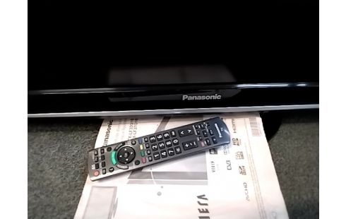 TELEVISEUR Panasonic tde 81cm FHD TNT 100/120HZ