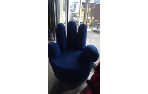 STOEL HAND BLAUW