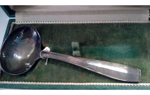 ETUI   LEPEL OF BESTEK