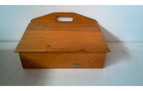 BOITIER DE RANGEMENT