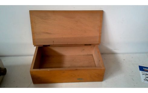 BOITIER DE RANGEMENT