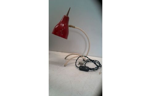 STEHLAMPE IM VINTAGE-STIL