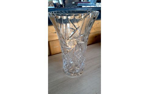 VASE KRISTALL