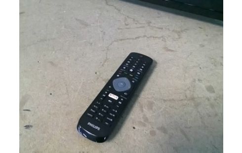 TELEVISEUR PHILIPS 139CM 4K CONNECTEE