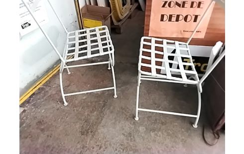 PAIRE DE CHAISES FER FORGÉ COLORIS DIVERS