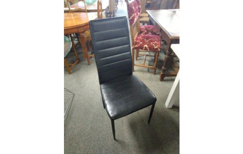 6 CHAISES SIMILI CUIR NOIR