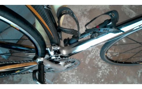 VELO DE COURSE MBK CABRE CARBONE