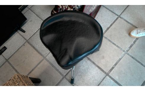 TABOURET BATTERIE TAMA