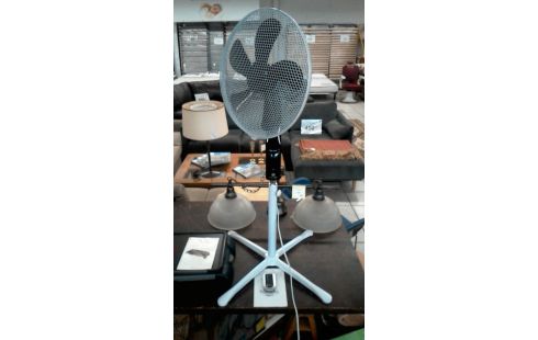 VENTILADOR DE PIE CON