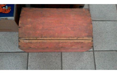 COFFRE BOIS EN L'ETAT