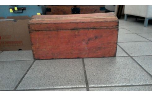 COFFRE BOIS EN L'ETAT