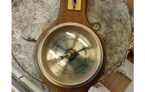 BAROMETRE/THERMOMETRE