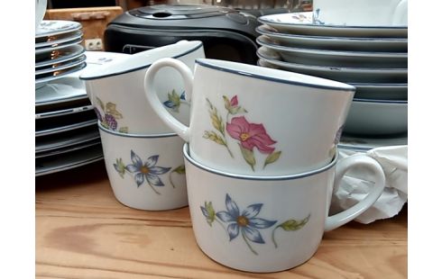 SERVICE DE TABLE DECOR FLEURI POUR 5 PERSONNES