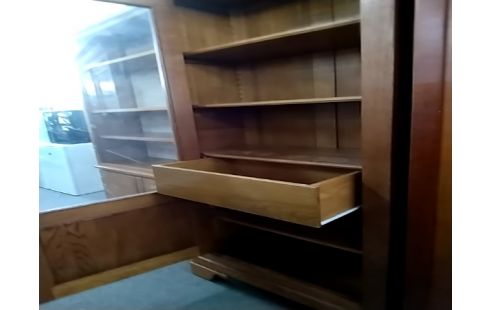 BONNETIERE Vitrée en chêne avec cle