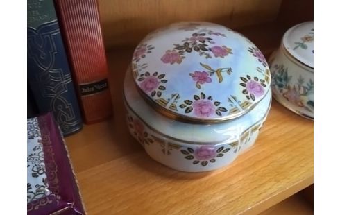 BONBONNIERE FLEURS ROSES LIMOGE