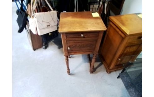 CHEVET 1 TIROIR 1 PORTES