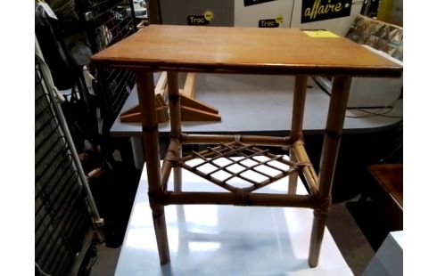 BOUT DE CANAPE ROTIN