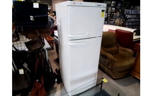 REFRIGERATEUR CONGELATEUR BOSCH
