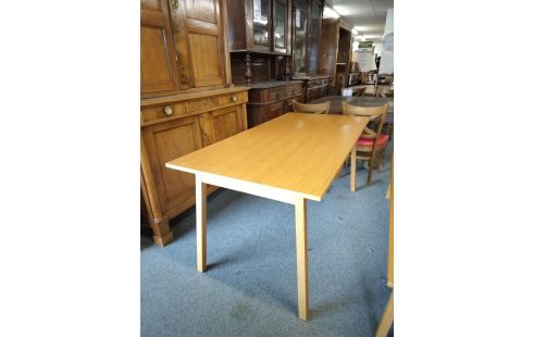 TABLE TEINTE CHENE AMPM