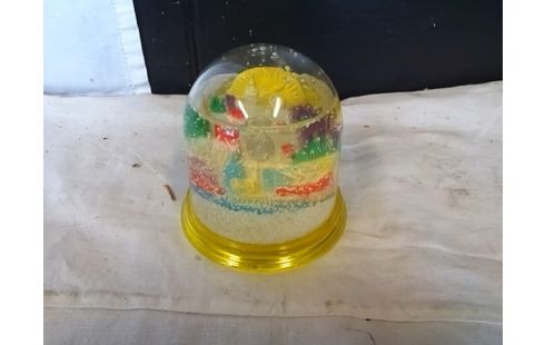 DECORATION BOULE A NEIGE