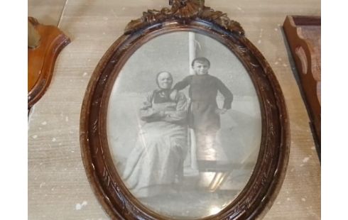 TABLEAU OVALE ANCIEN