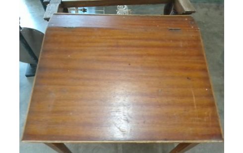 BUREAU D'ECOLIER BOIS EN L'ETAT