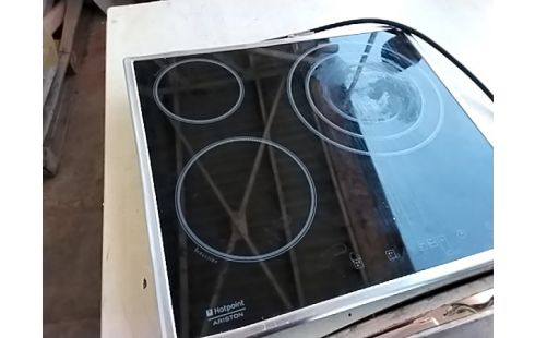 PLAQUE DE CUISSON HOTPOINT ARISTON
