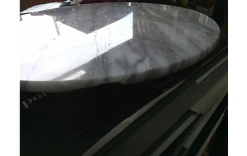 PLATEAU EN MARBRE TOURNANT (abimé)