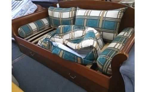 BANQUETTE STYLE LOUIS PHILIPPE