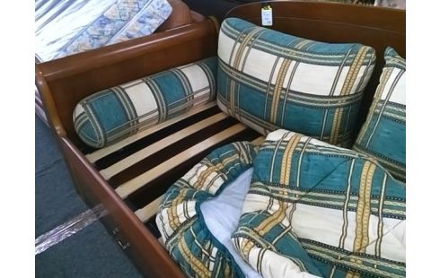 BANQUETTE STYLE LOUIS PHILIPPE