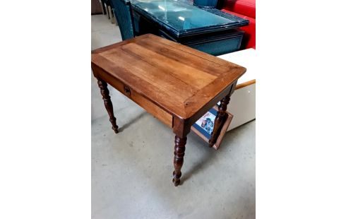 BUREAU TEINTÉ NOYER