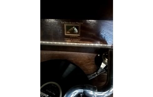 PHONOGRAPHE LA VOIX DE SON MAÎTRE +DISQUES