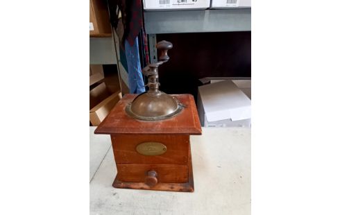 MOULIN A CAFE PEUGEOT