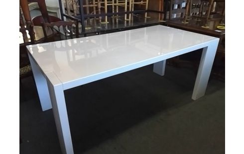 TABLE MODERNE LAQUE BLANC