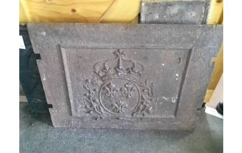 PLAQUE DE CHEMINEE .