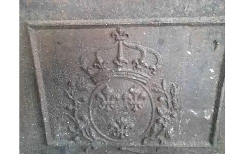 PLAQUE DE CHEMINEE .