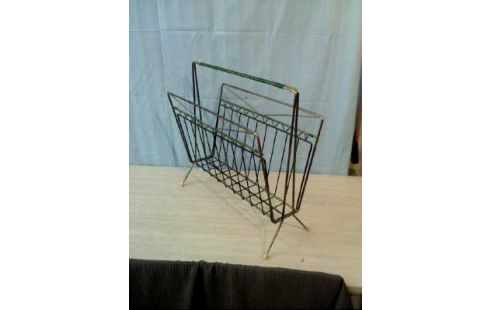 ZEITUNGSSTÄNDER MESSING MID-CENTURY