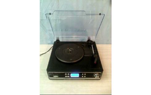 PLATTENSPIELER MIT KASSETTE <TECHNAXX>