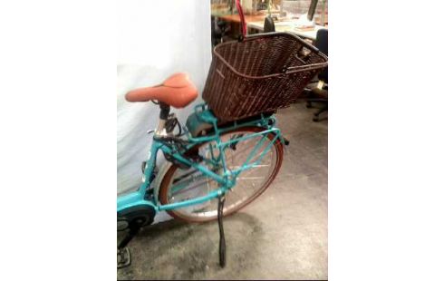 E-BIKE TÜRKIS <HERCULES URBANICO E>