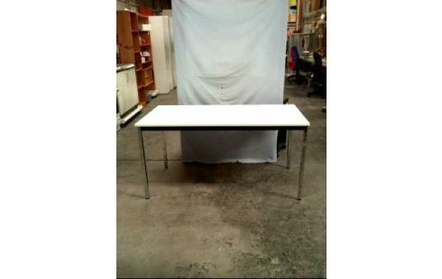 KONFERENZTISCH WEIß FÜßE METALL <ZEITLER>