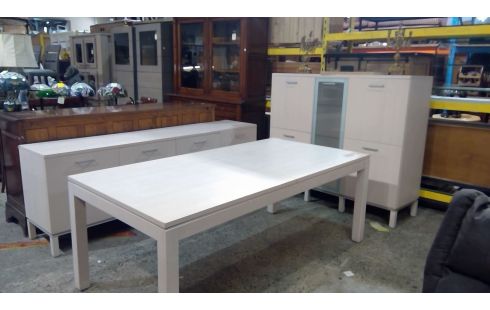 SALLE A MANGER TABLE