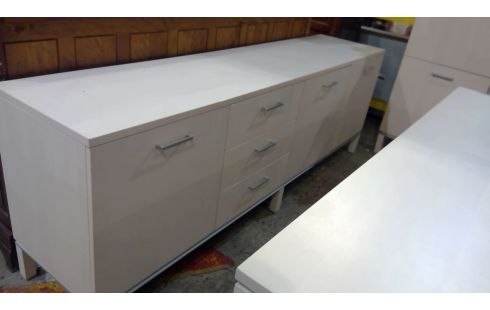 SALLE A MANGER TABLE